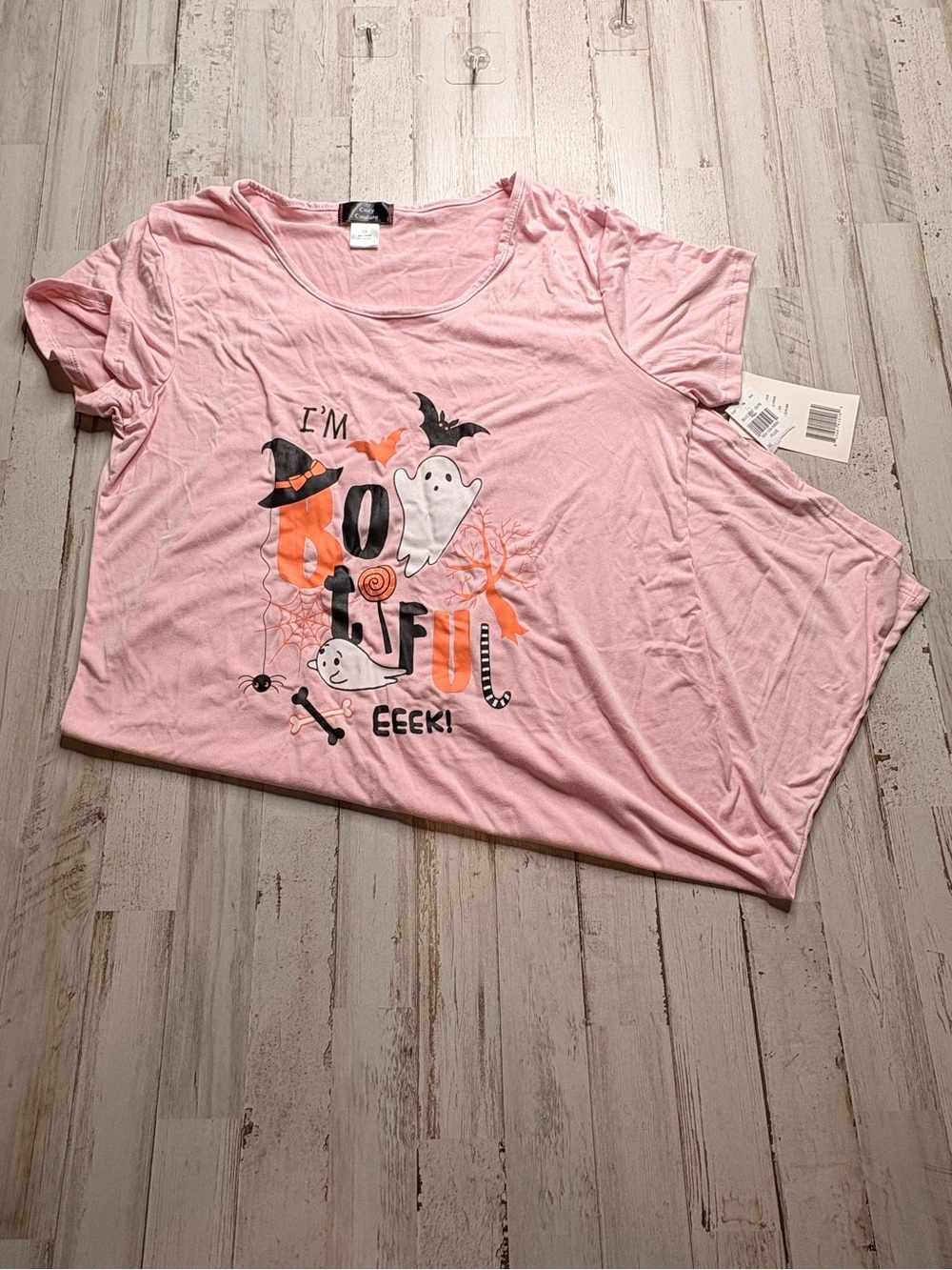 Women's Pink Halloween Graphic Tee - Festive Short Sleeve Nightgown
